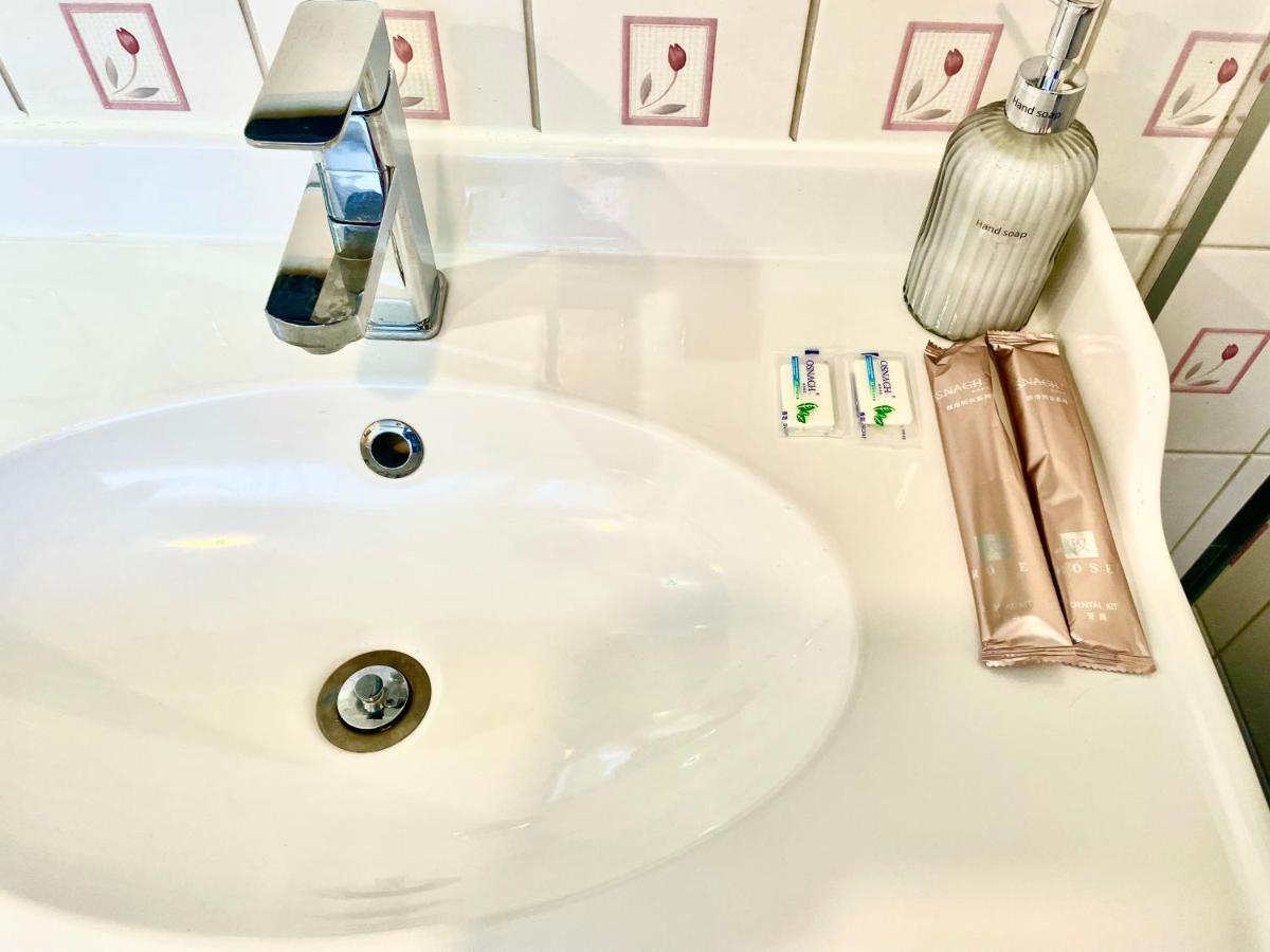 تورونتو Perfect Home-Private Washrooms,Free Parking,High Speed Net المظهر الخارجي الصورة