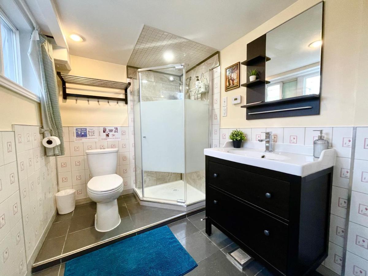 تورونتو Perfect Home-Private Washrooms,Free Parking,High Speed Net المظهر الخارجي الصورة